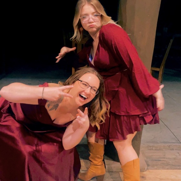 💜💜💜HOSTING MY 1ST SHOW SOON!!!💜💜💜 - Picture 5 of 7